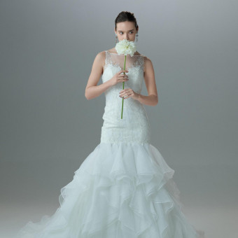 デザイン性のあるマーメイドラインも取り揃えております