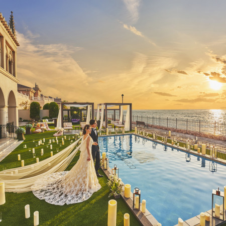 貸切邸宅から臨める夕焼けのローケション。おふたりの大切なゲストの方と特別な景色を