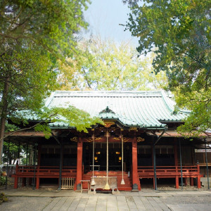 赤坂氷川神社など、由緒在る神社での挙式もOK。神社での挙式を希望するふたりには、タクシー10台分の送迎も|響 風庭 赤坂の写真(950353)