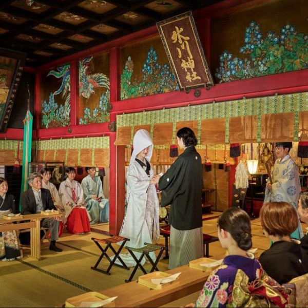 歴史ある15の提携神社での挙式が叶う