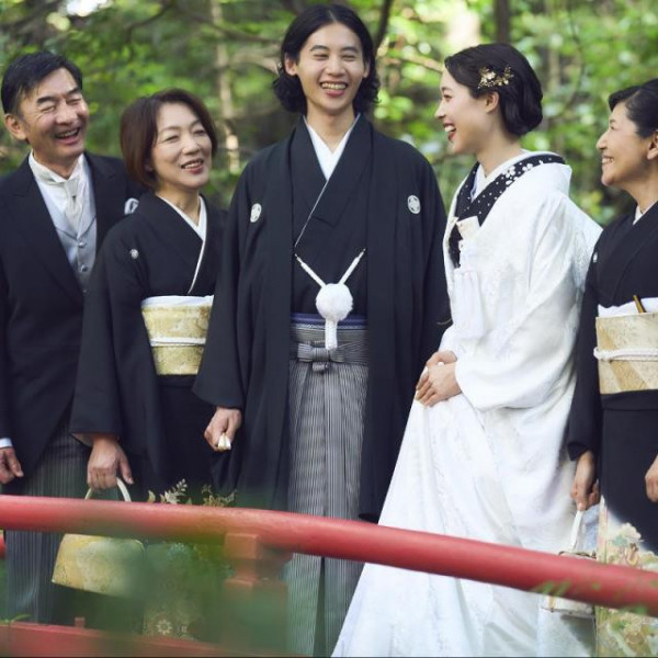 赤坂氷川神社、日枝神社、乃木神社、芝大神宮など由緒ある15の提携神社をご案内可能！