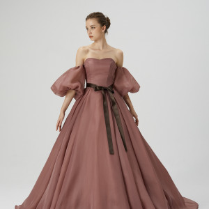 Snowdrop・ISAMU MORITA・NICOLE・LAURA ASHLEY・charmなど、今流行りのドレスを多数品揃え|Grand Bells Iizuka(グランドベルズ飯塚)の写真(49405445)