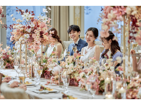 パリ風ウエディングが叶う『ロズマリ邸』