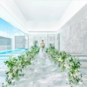 【10大特典&1万円ギフト】光と水のチャペル×ドレス×3.5万試食