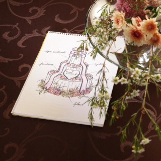 【成約特典】パティシエ特製オリジナルウエディングケーキ