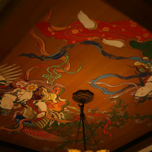旧川上家別邸の室内は
日本中から集めた建材や装飾品と、貞奴の並外れた感性で建てられた美意識の集大成|迎賓館 サクラヒルズ川上別荘の写真(3017305)