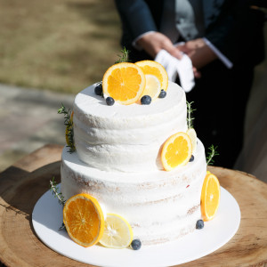 オレンジとベリーを使ったネイキッドケーキ|GRAND-CIEL OKAZAKI（グランシェル岡崎）の写真(51470314)