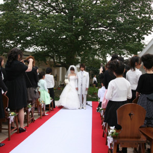 ガーデン挙式も素敵♪|アンジュ・デ・ラヴィの写真(214879)