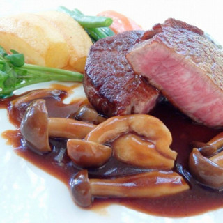 【無料試食】2万4000円相当★和牛フルコース×ガーデン体感
