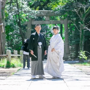 神社での挙式も叶います。緑がいっぱいで、日本の美しさを感じながら挙式を執り行うことができます。|DAZZLE (レストランダズル）の写真(19728964)