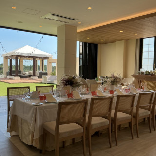 【少人数専用会場をご用意】広すぎず狭すぎず！お二人の招待人数に合わせてご案内可能