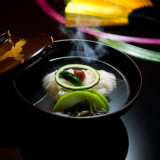日本料理のメインディッシュ、お椀物。
