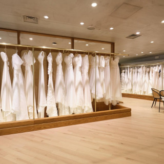 《東京サロン》現地へ行く前に相談!ドレスミュー試着希望フェア