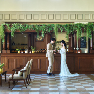 貸切邸宅だから挙式前にゲストとゆっくりウェルカムパーティも過ごせちゃう！