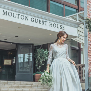 迎賓館らしいエントランスはドレスも映える|モルトン迎賓館 青森の写真(53959399)