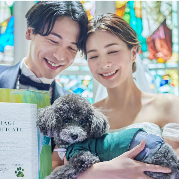 ご披露宴のお時間まで、大切なペットとも一緒にお過ごしいただけます！貸切お庭を使っての演出もオススメ