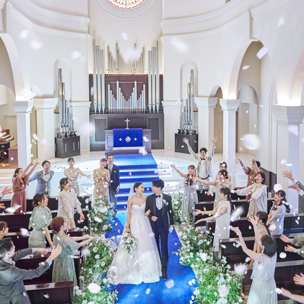 海外やリゾートで挙式をした方必見!大切なゲストと1.5次会のようにお披露目パーティはいかがですか?