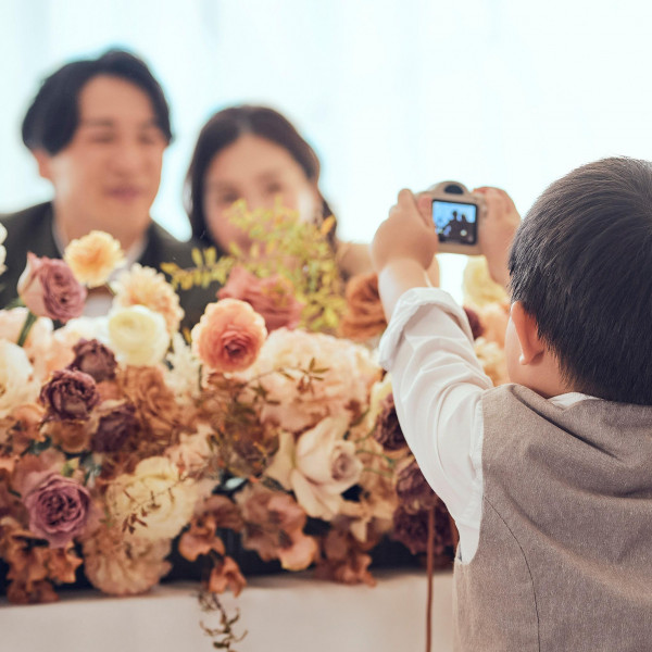 お子様ゲストが飽きないように併設ガーデンも安心して過ごせます☆会場内にキッズスペースの設置も可能！