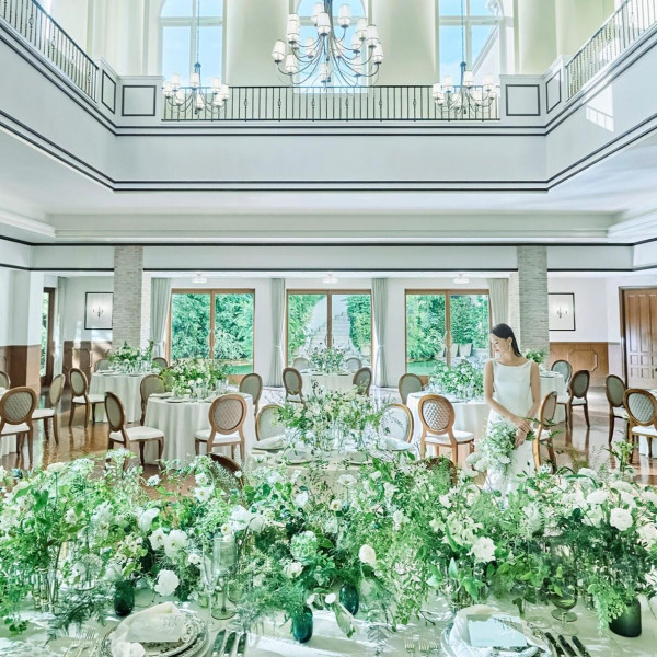 100通り以上ある中から選べる*おふたりのお好みに合わせて会場コーディネートも楽しんでいただけます♪