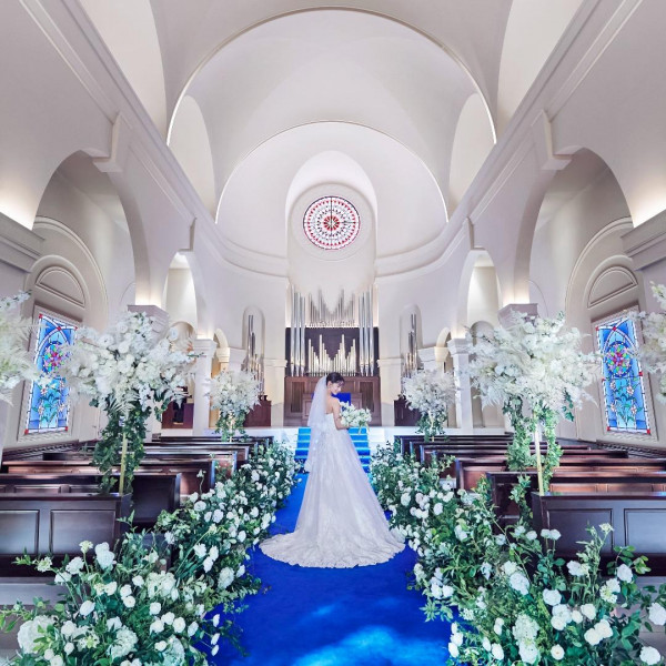 おふたりだけでも、親御様とご一緒でも◎特別な日だからこそ、大切な皆様に囲まれて撮影してみませんか?