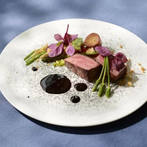 【120万特典×2万円ギフト券】貸切リゾート×のどぐろ＆和牛試食