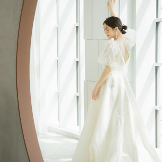 憧れの「ISAMU MORITA・JILL STUART・ハツコエンドウ・蜷川実花」を始め、世界的に支持されるドレス
