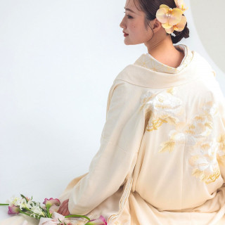 白無垢は結婚式で着れる特別な衣装。