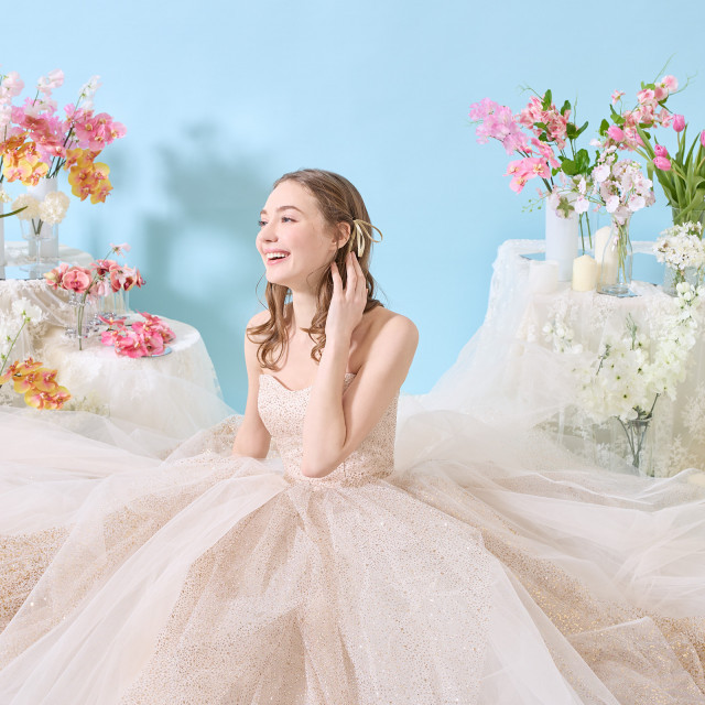 ウェディングドレス・衣装｜ララシャンス 太陽の丘【ウエディングパーク】