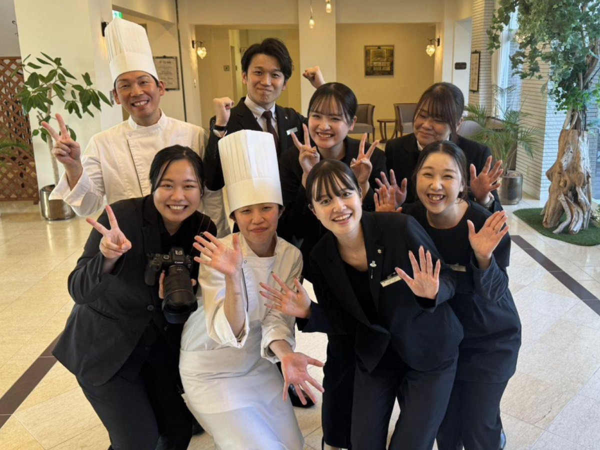  大切な日を創るパートナーとして
お二人とゲストの幸せの為に
一緒におもてなしさせてください