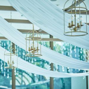 神聖な誓いの瞬間にふさわしい優しく清らかなたたずまい|AMANDAN RISE ～アマンダンライズ～の写真(56026290)