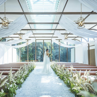 節目のひとときを美しいチャペルで