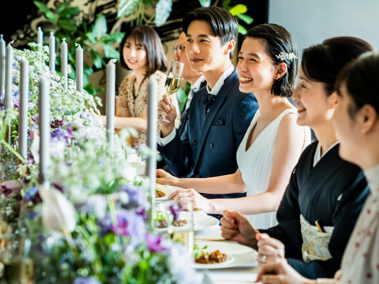 会場、食事、衣裳。そのすべてを五感で