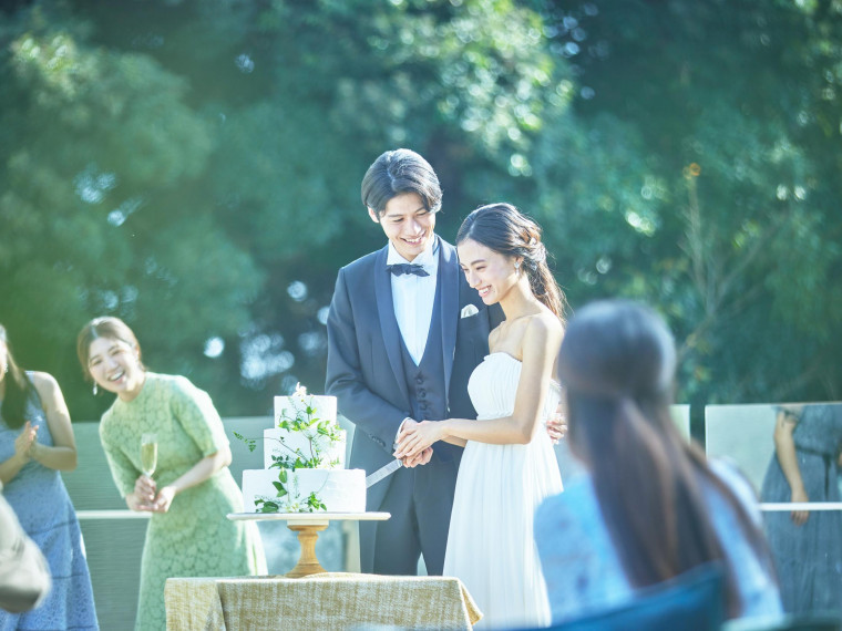 会場、食事、衣裳。そのすべてを五感で