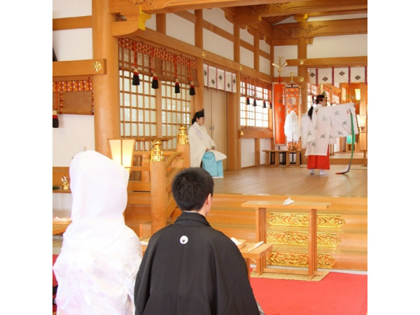 川原神社