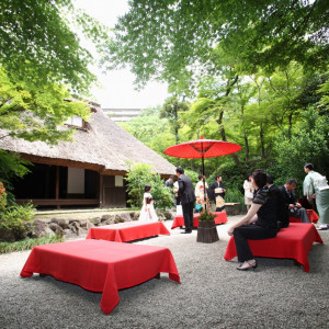 【提携会場】料亭 八勝館(日本料理) 四千坪の広大な庭園と北大路魯山人ゆかりの料亭として知られる美しき名亭。新鮮な食材を用いた伝統的な懐石料理も納得の味わい。|川原神社（produce by ウエディングマルシェ）の写真(1041752)