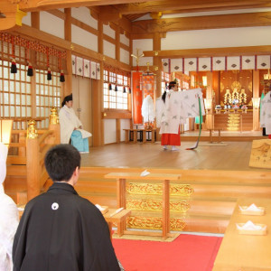 巫女の舞|川原神社（produce by ウエディングマルシェ）の写真(921397)