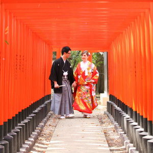 赤の鳥居は人気スポット|川原神社（produce by ウエディングマルシェ）の写真(30377806)