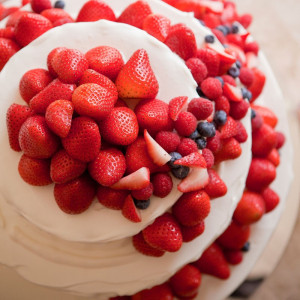 憧れのウエディングケーキは、おふたりのこだわりいっぱいに創作して!|アニヴェルセル白壁の写真(635211)