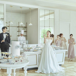 組数限定ドレス試着＊国内最大級ドレスサロン「高見ブライダル」で憧れ叶う♪