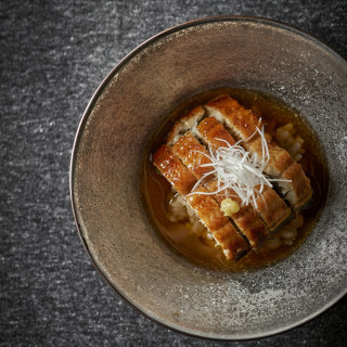 フレンチでありながら和テイストを大切にしたメニューを展開。日本人が食べやすいよう工夫。
