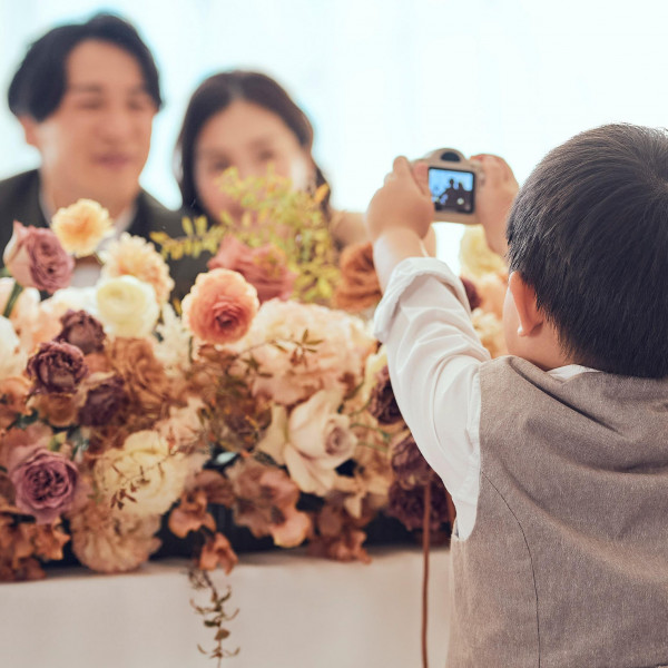 披露宴はお子様と一緒にできる演出をご提案！“やりたい”を叶え、お子様にとっても一生の思い出に残る＊