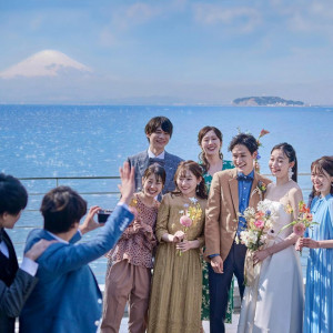 公式限定【年1*豪華23大特典】自然光溢れる×海の絶景チャペル体験