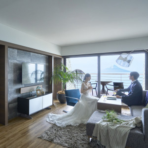 一泊二日のステイウェディング。結婚式の余韻に浸るスイートルーム。|SCAPES THE SUITE（スケープスザスィート）の写真(51042607)