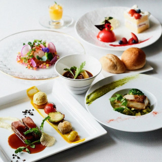 【年間アワード受賞】料理ランクUP特典&肉と魚の食べ比べ試食