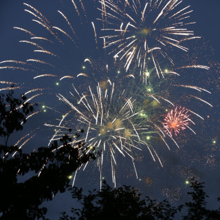 【2021年4月までに挙式のカップル限定】打ち上げ花火プレゼント☆彡