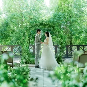 各専門スタッフがお二人の予算に合った最高のアイテムをご提案