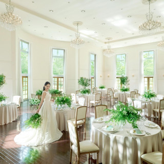 天井高が自慢の解放感溢れるパーティー会場