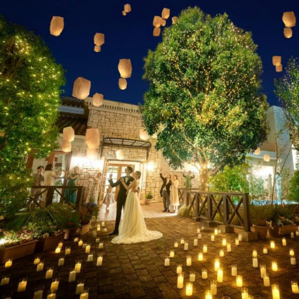 貸切邸宅へ大切なゲストを招きすごすプライベートWedding