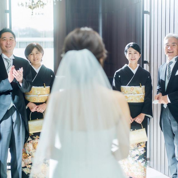 少人数にぴったりなガーデンでの挙式スペースもご案内可能！