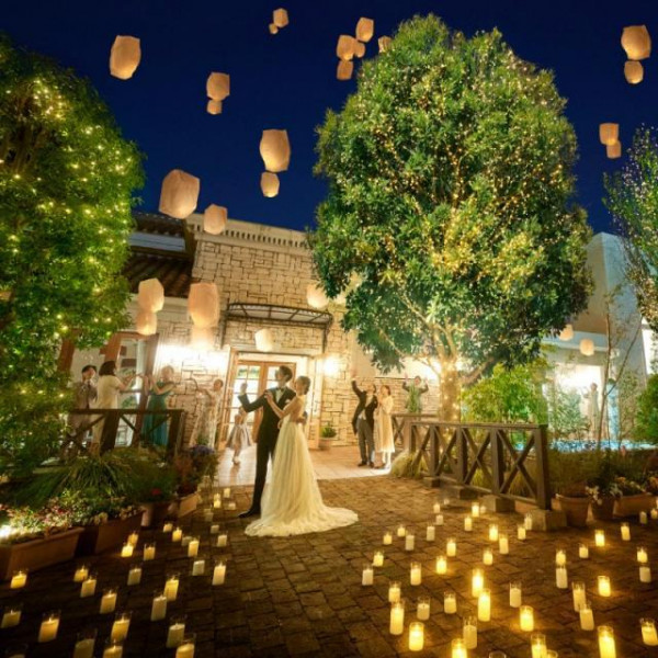 落ち着いた雰囲気、開放的な雰囲気どちらも兼ね備える貸切邸宅